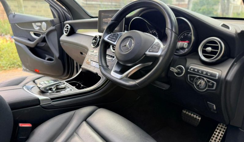 
								Mercedes Benz GLC 250 full									