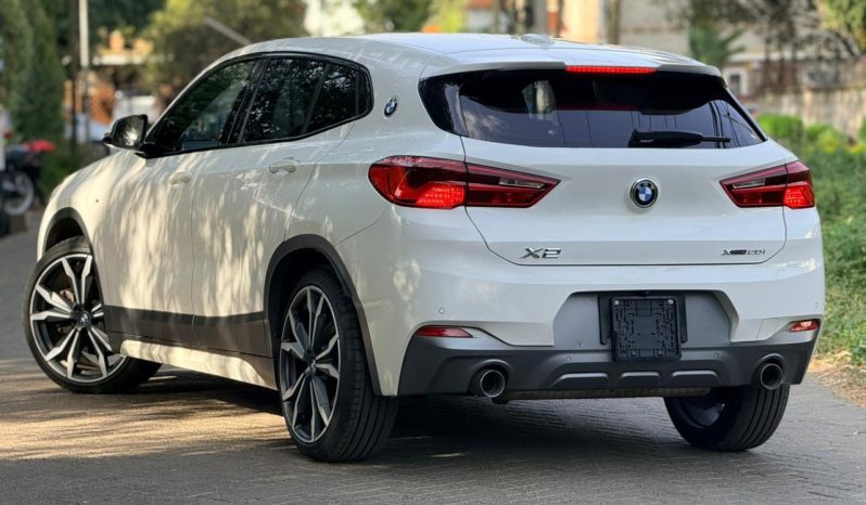 
								BMW X2 full									