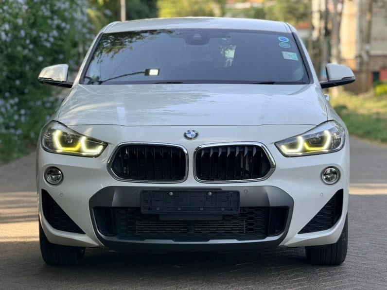 
								BMW X2 full									