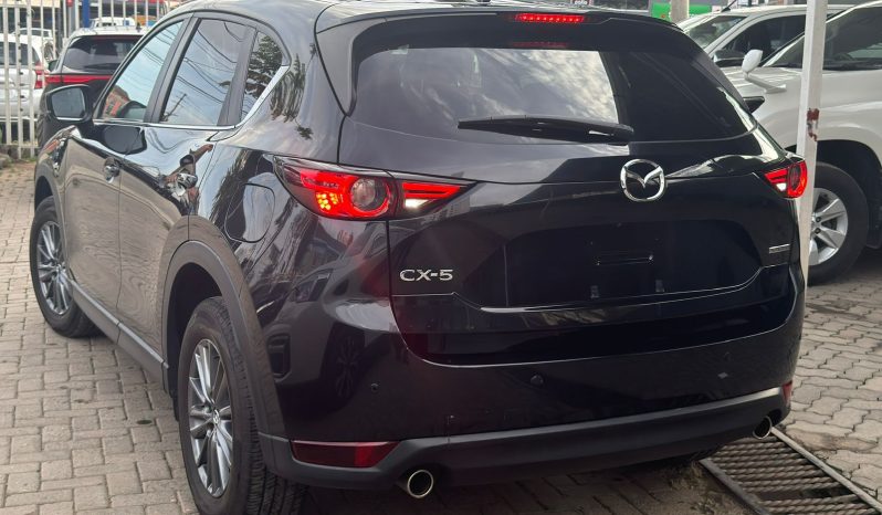 
								Mazda CX-5 full									