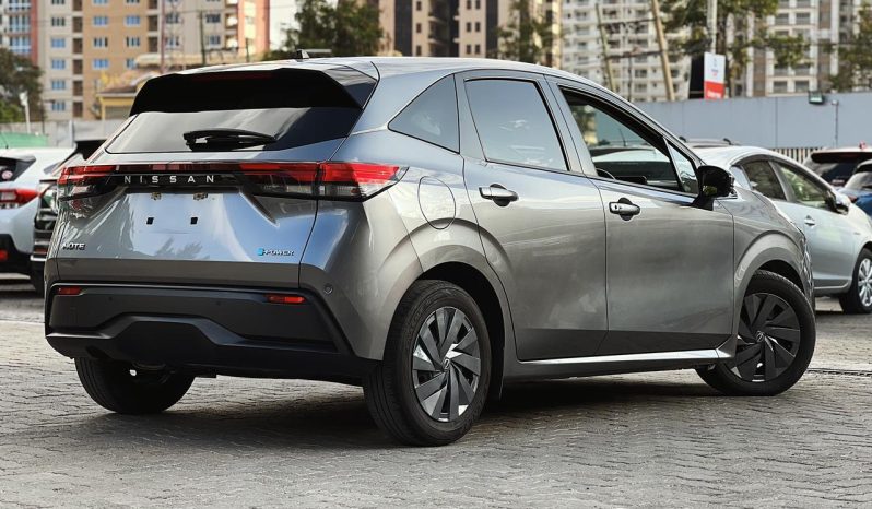 
								Nissan Note E13 full									