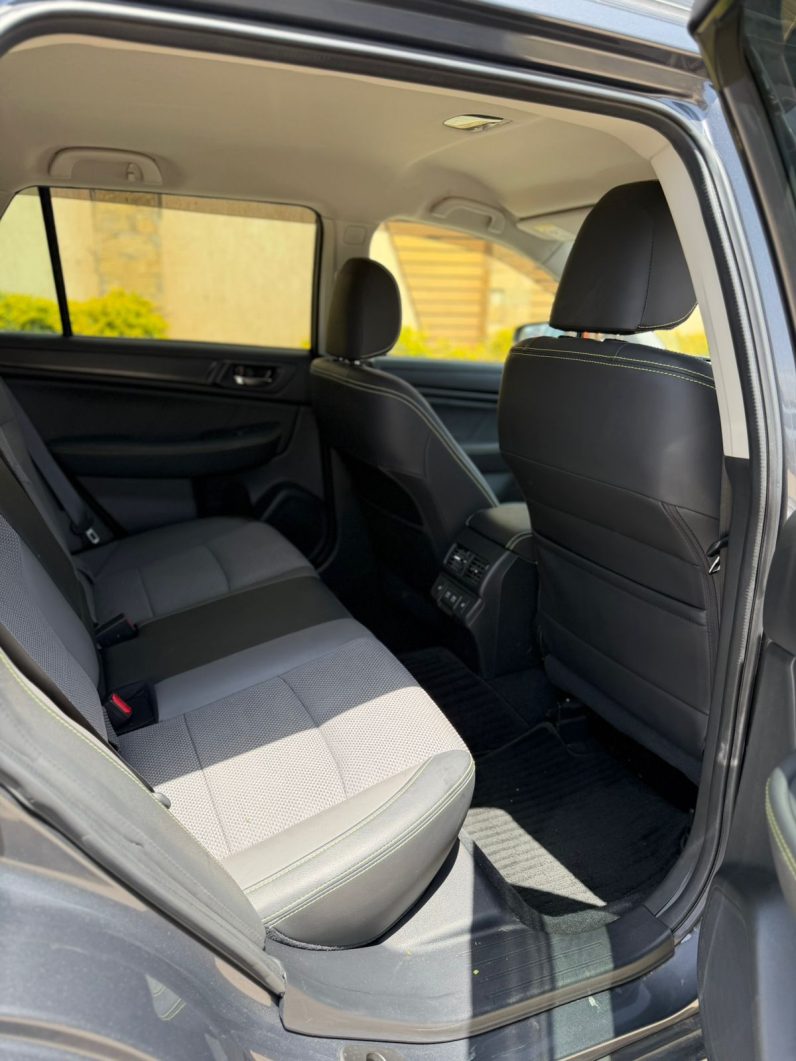 
								Subaru Outback Xbreak full									