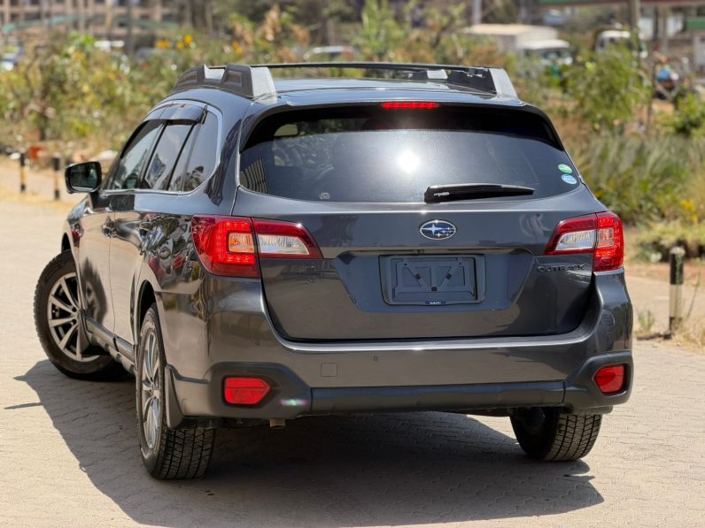 
								Subaru Outback Xbreak full									