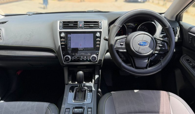 
								Subaru Outback Xbreak full									