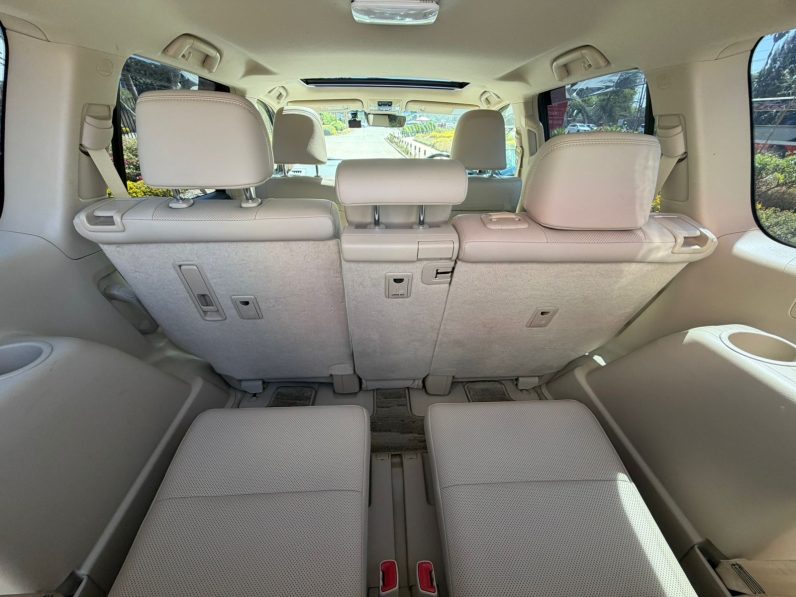 
								Toyota Land Cruiser Prado TXL full									