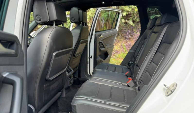 
								Volkswagen Tiquan full									