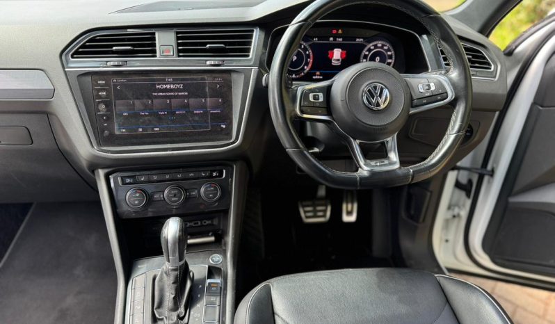 
								Volkswagen Tiquan full									