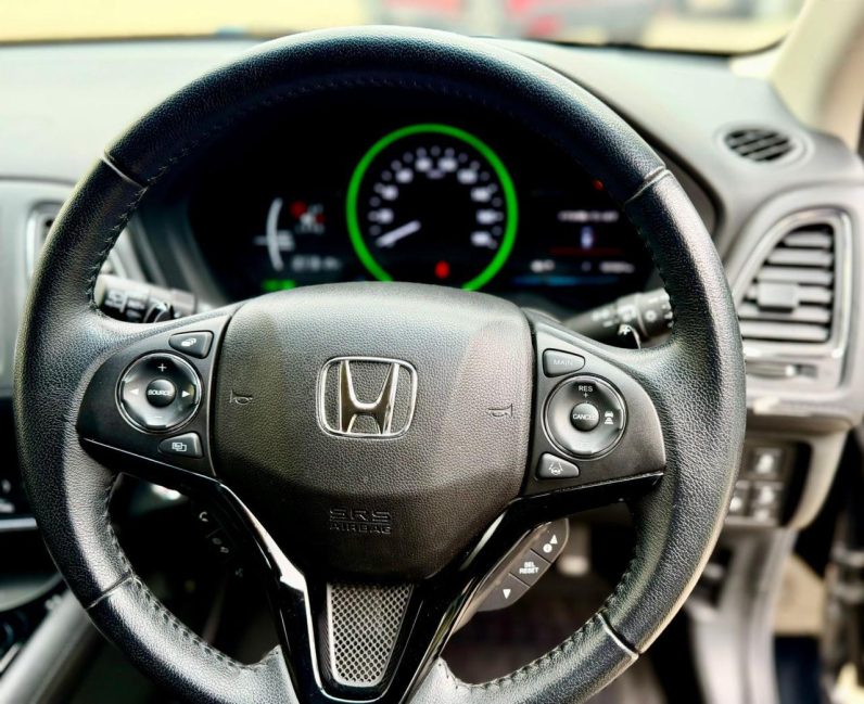 
								Honda Vezel full									