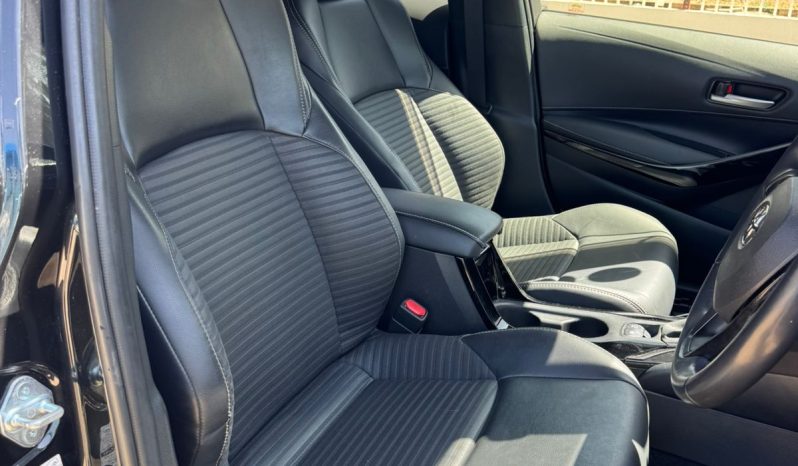 
								Toyota Land Cruiser Prado TX full									