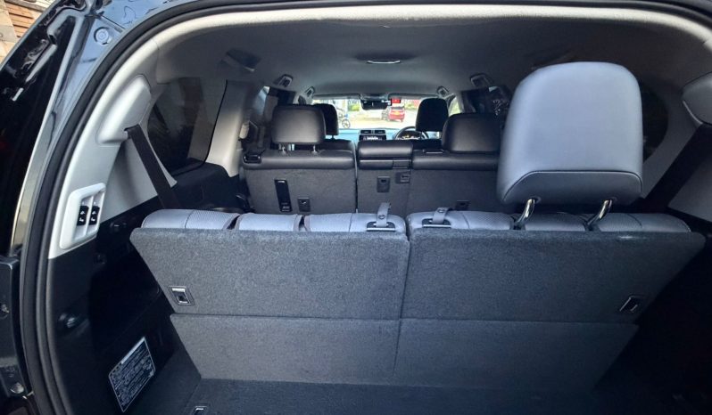 
								Toyota Land Cruiser Prado TXL full									