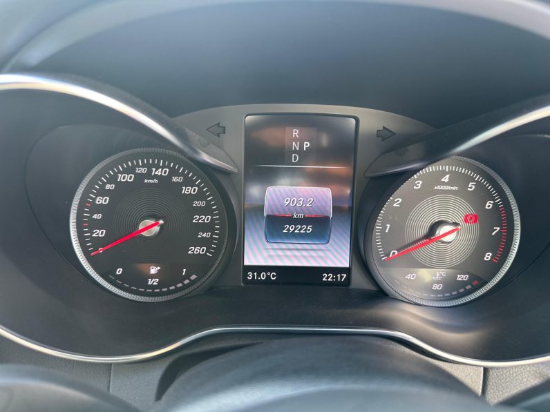 
								Mercedes Benz C200 full									