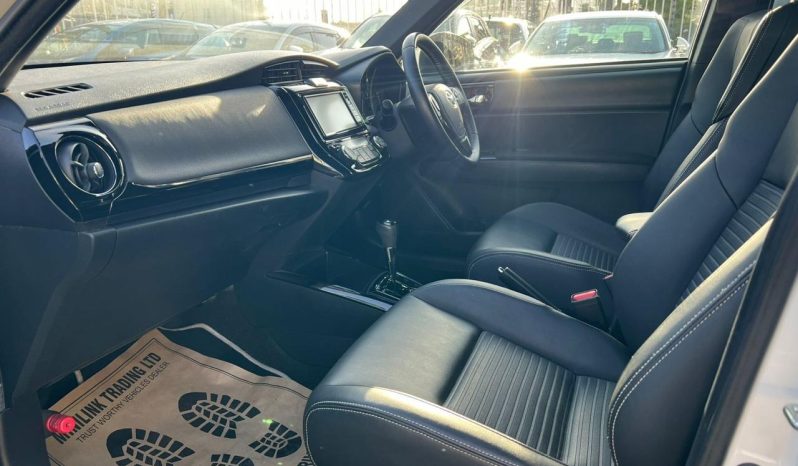 
								Toyota Fielder WXB full									