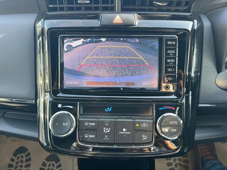 
								Toyota Fielder WXB full									