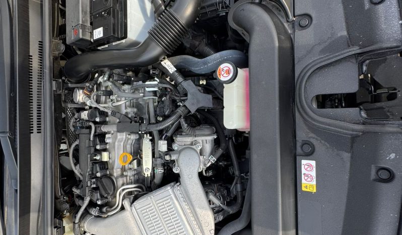 
								Toyota Corolla Sport full									