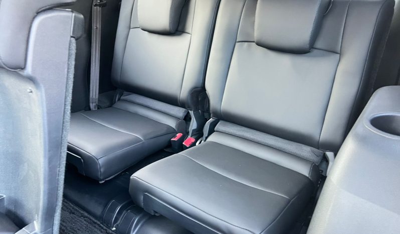 
								Toyota Land Cruiser Prado TX full									