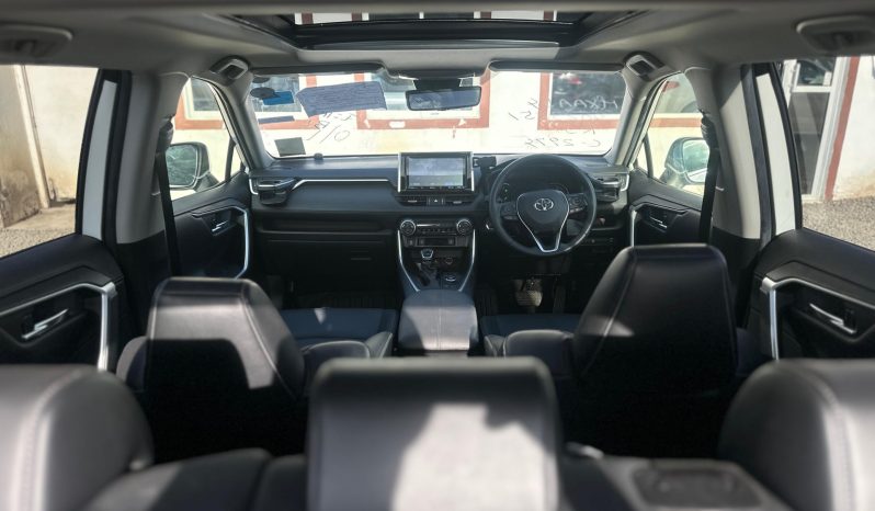 
								Toyota Rav4 G-Z full									