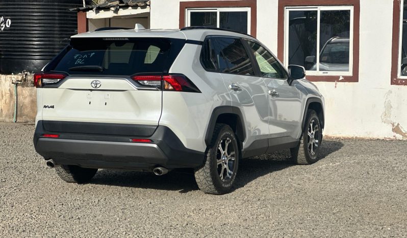 
								Toyota Rav4 G-Z full									