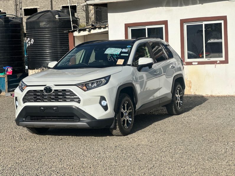 
								Toyota Rav4 G-Z full									