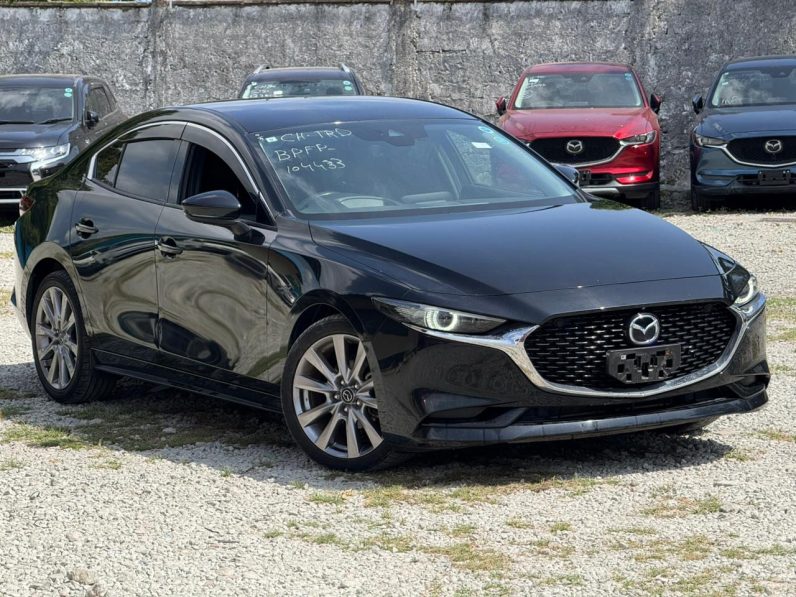 
								Mazda 3 full									