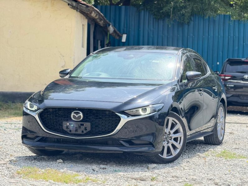 
								Mazda 3 full									