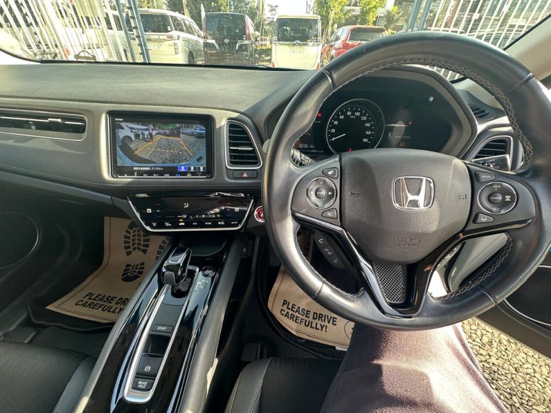 
								Honda Vezel full									
