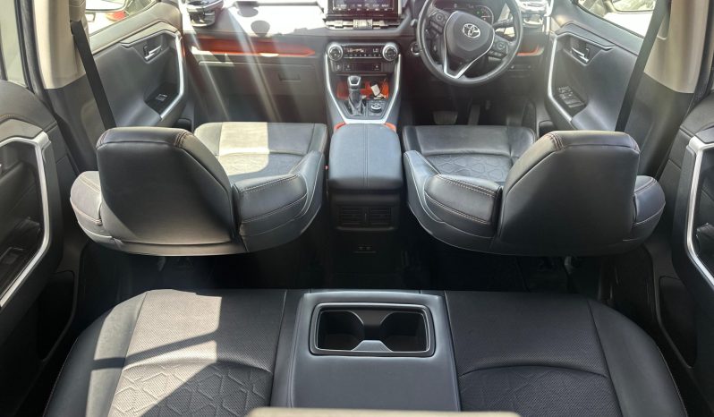 
								Toyota Rav4 Adventure full									