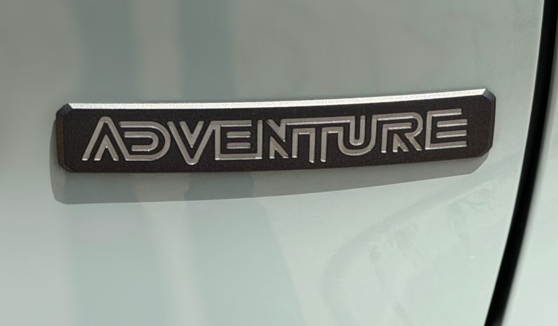 
								Toyota Rav4 Adventure full									
