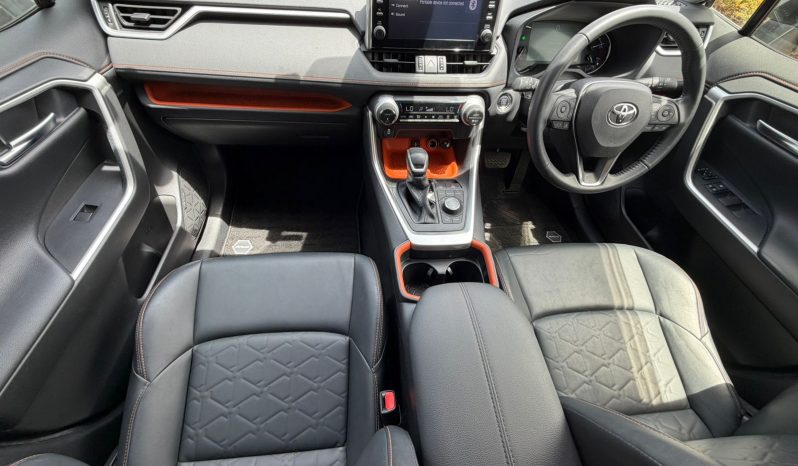 
								Toyota Rav4 Adventure full									