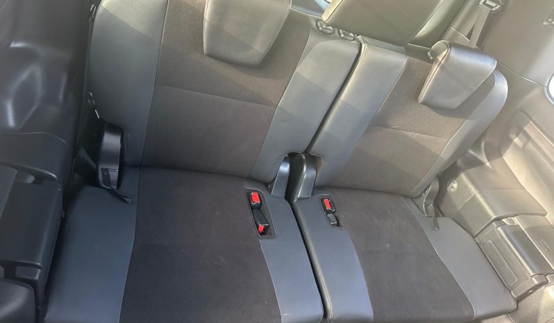 
								Toyota Noah WXB full									