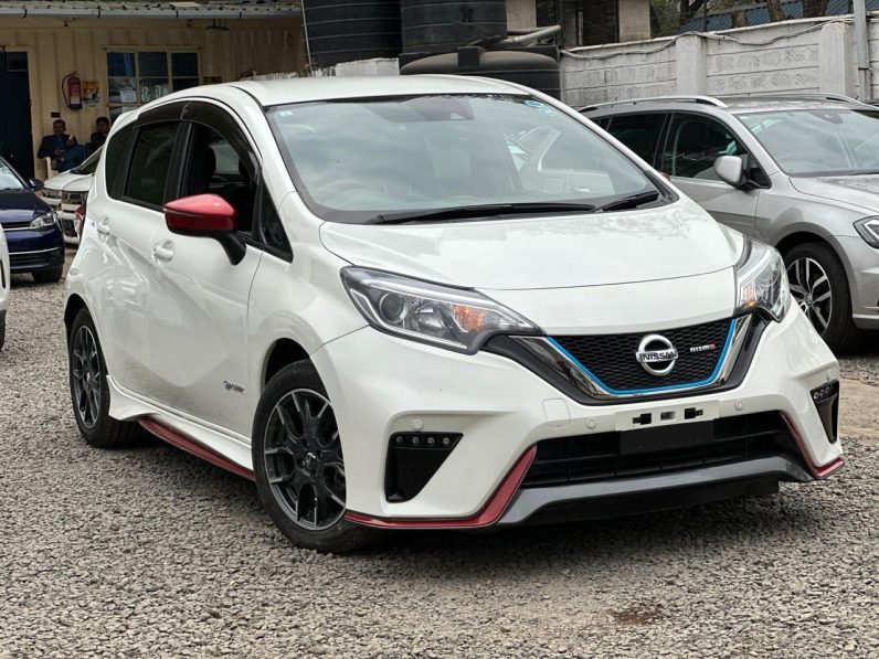 
								Nissan Note Nismo E-power full									