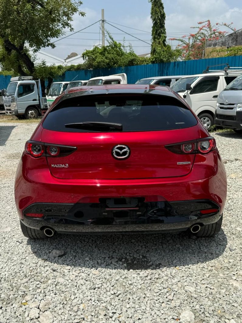 
								Mazda 3 full									