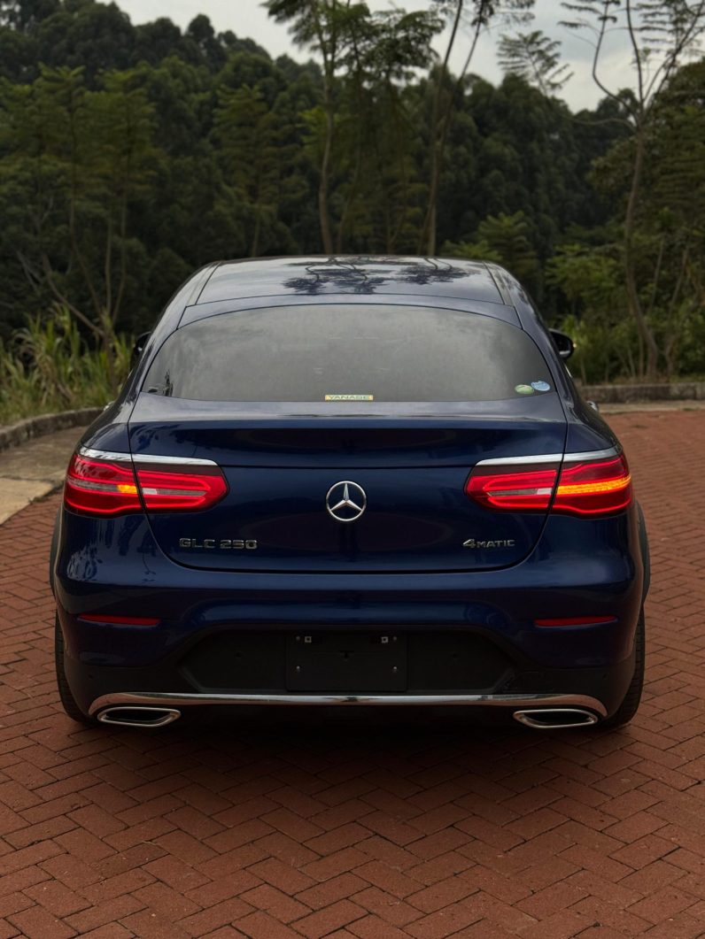 
								Mercedes Benz GLC 250 full									