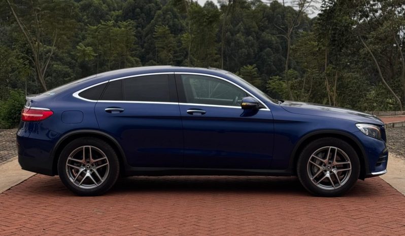 
								Mercedes Benz GLC 250 full									