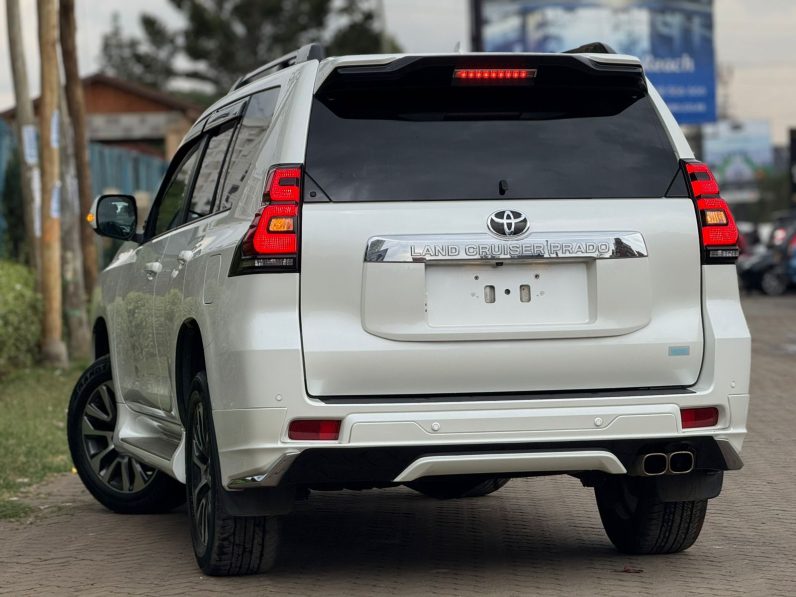 
								Land cruiser prado TX full									