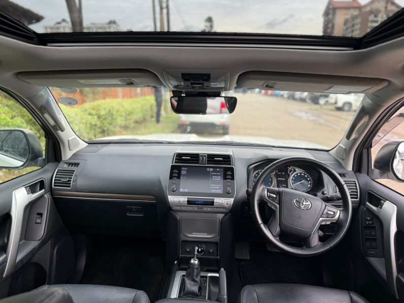 
								Land cruiser prado TX full									