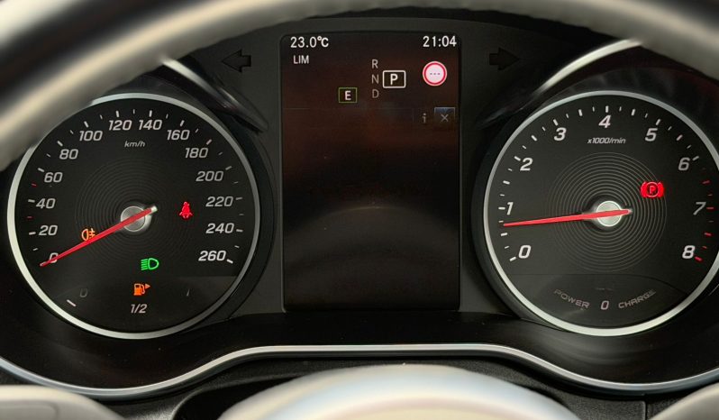 
								Mercedes-Benz  C200 Eq Boost full									