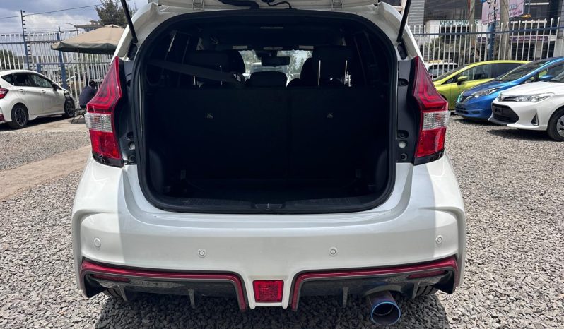 
								Nissan Note Nismo Epower full									