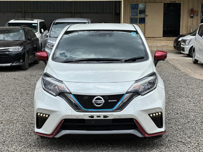 
								Nissan Note Nismo Epower full									