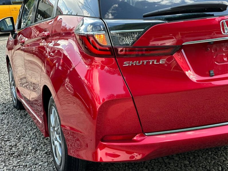 
								Honda fit shuttle full									