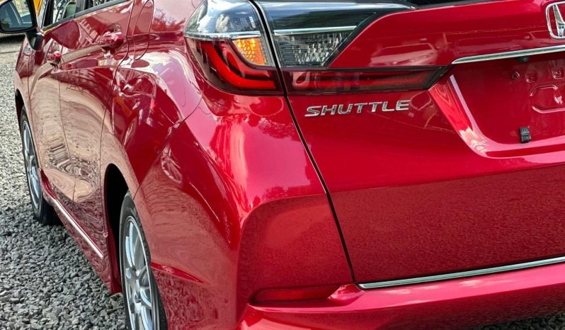 
								Honda fit shuttle full									