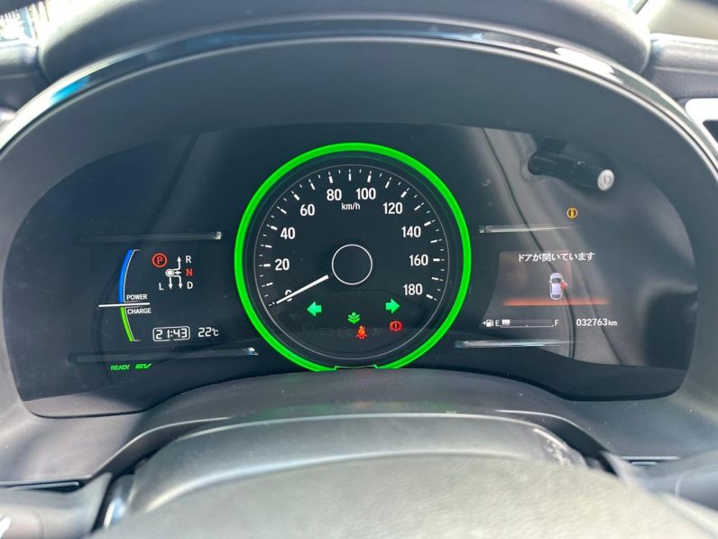 
								Honda fit shuttle full									