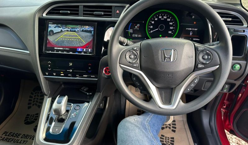 
								Honda fit shuttle full									