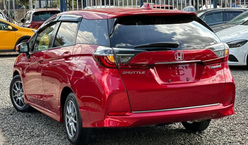 
								Honda fit shuttle full									