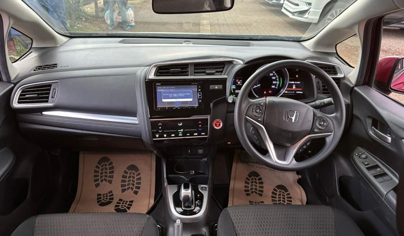 
								Honda Fit full									