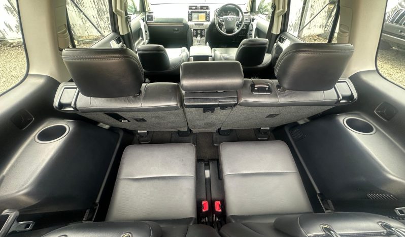 
								Land Cruiser Prado Kakadu full									