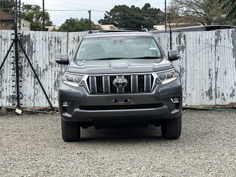 
								Land Cruiser Prado Kakadu full									