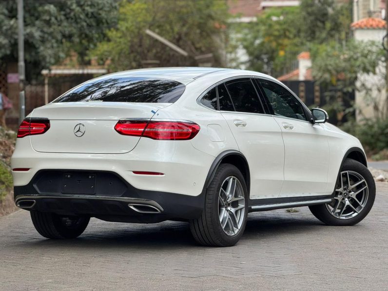 
								Mercedes Benz GLC 250 full									
