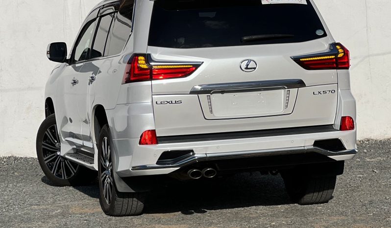 
								Lexus Lx570 full									