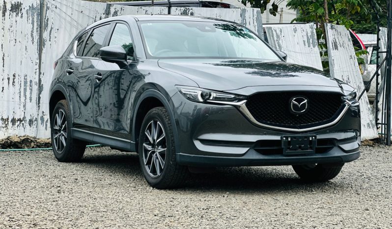 
								Mazda CX-5 full									