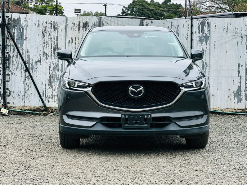 
								Mazda CX-5 full									